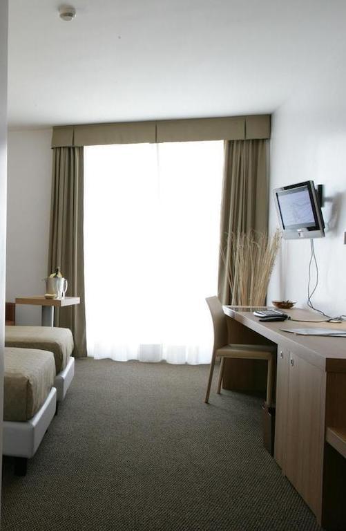 Hotel Sporting Pomezia Buitenkant foto